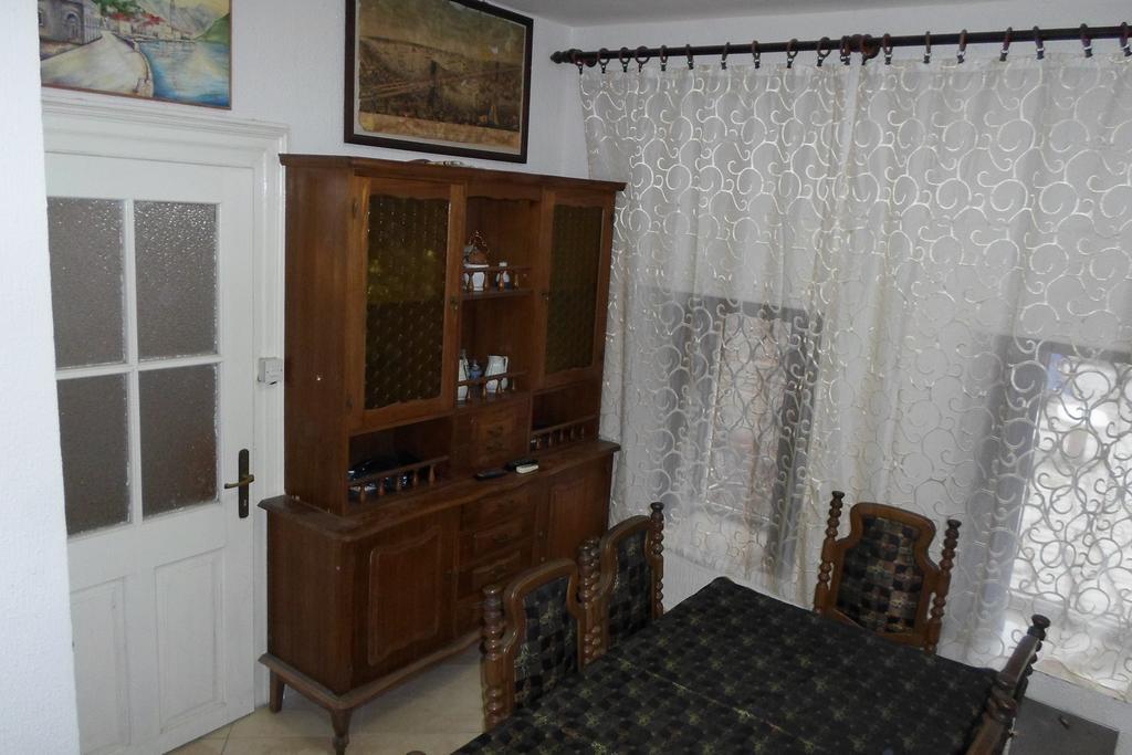 Holiday Home Stone House Perast Esterno foto